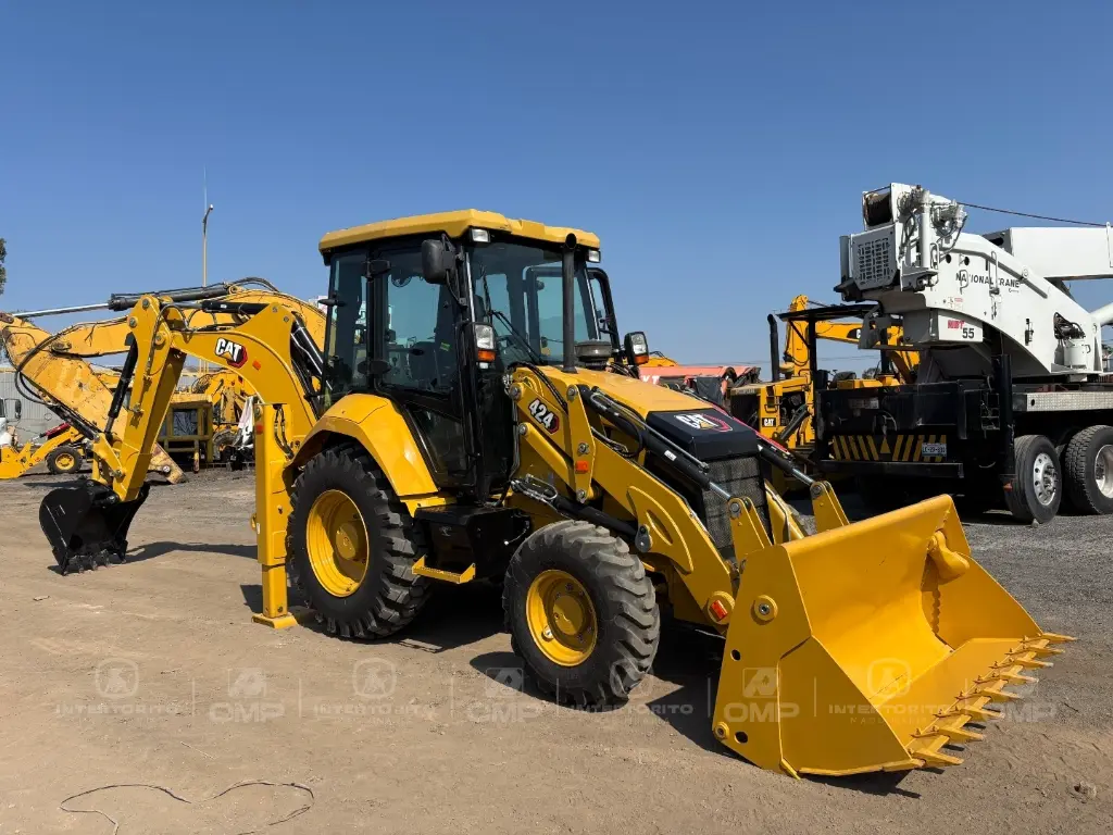 CAT 424 0415 (17).webp