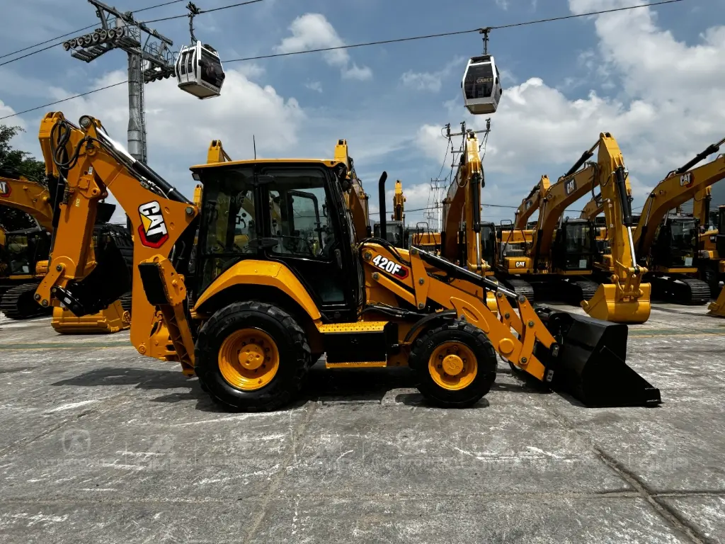 CAT 420F2 IT 0468 (7).webp