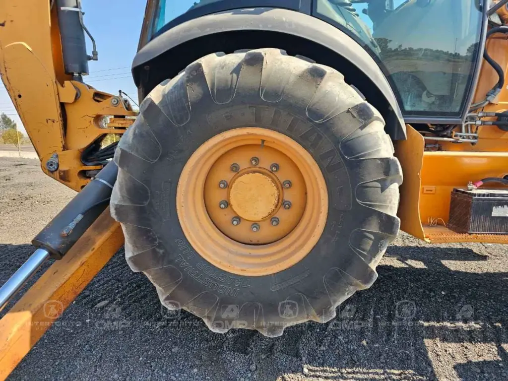 CASE 590 8620 (17).webp