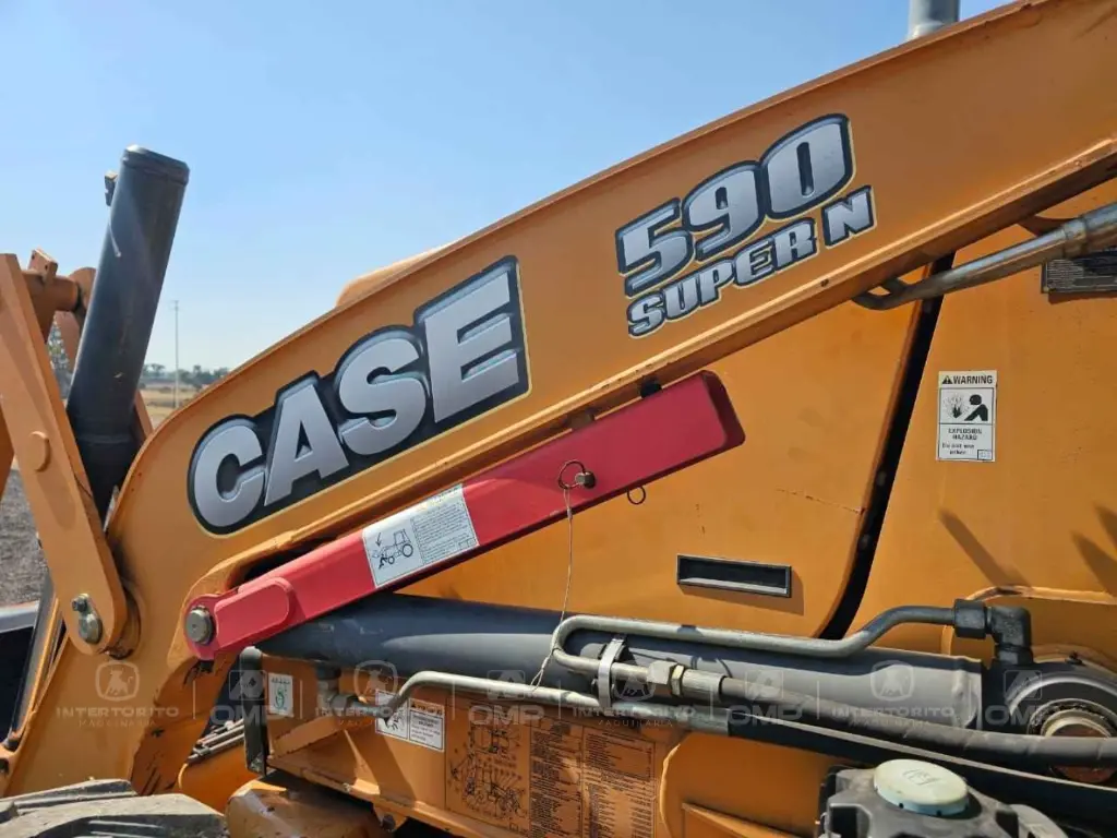 CASE 590 8620 (10).webp