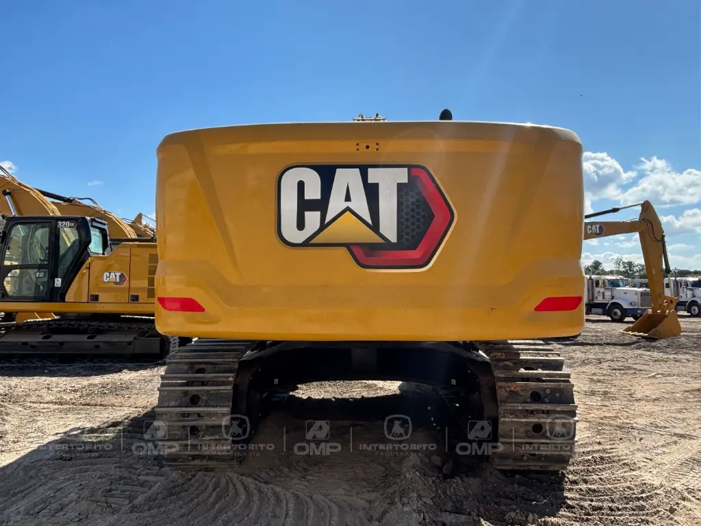 CAT 336 SIN USAR (3).webp