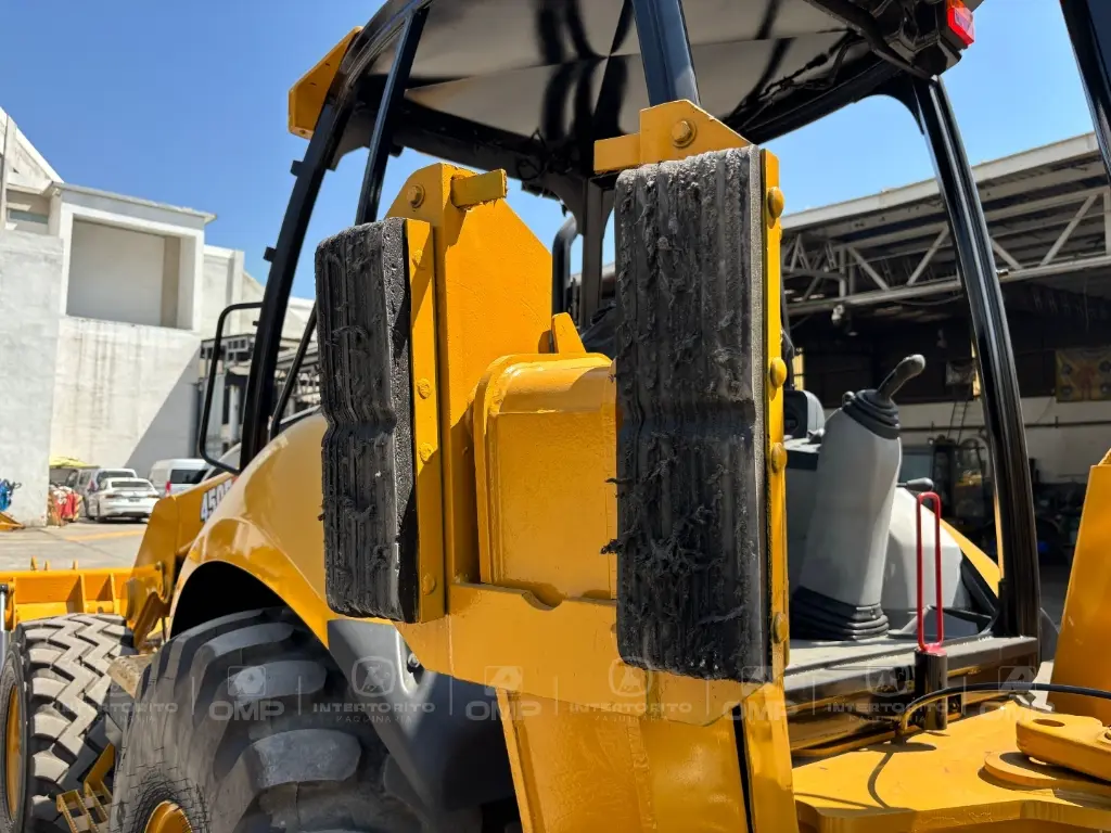 CAT 450F 0377 (8).webp