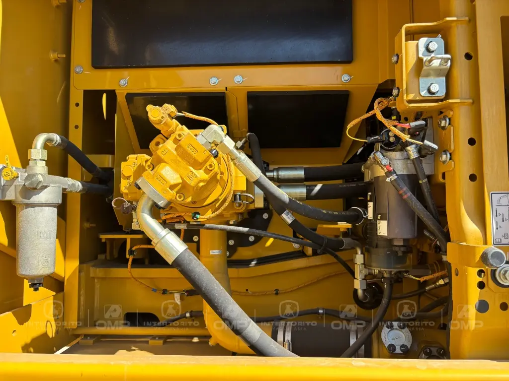 CAT 336 SIN USAR (12).webp