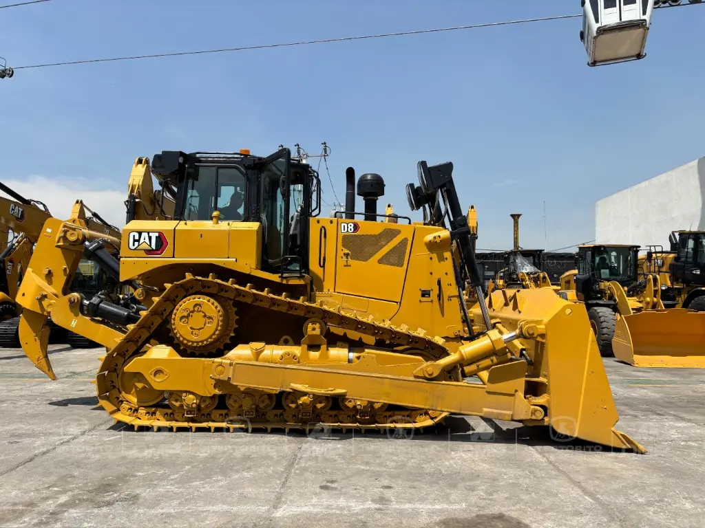 CAT D8 0394 (1).webp