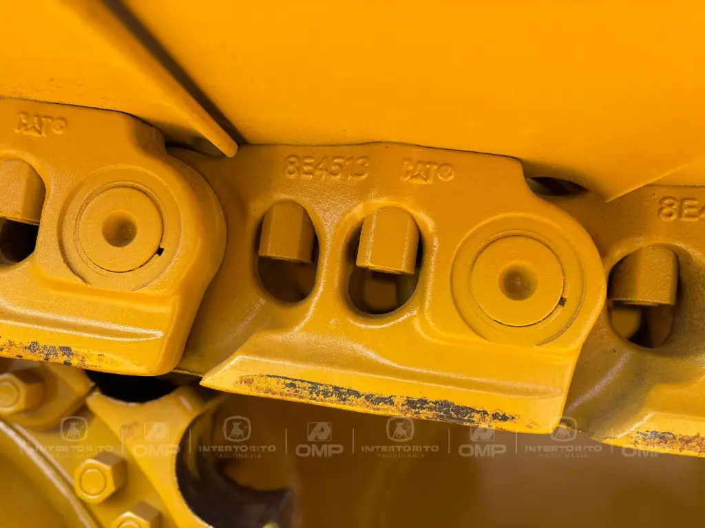 CAT D8 0394 (5).webp