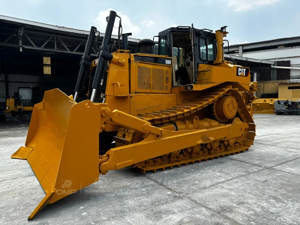 CAT D8R 6529 (1).webp