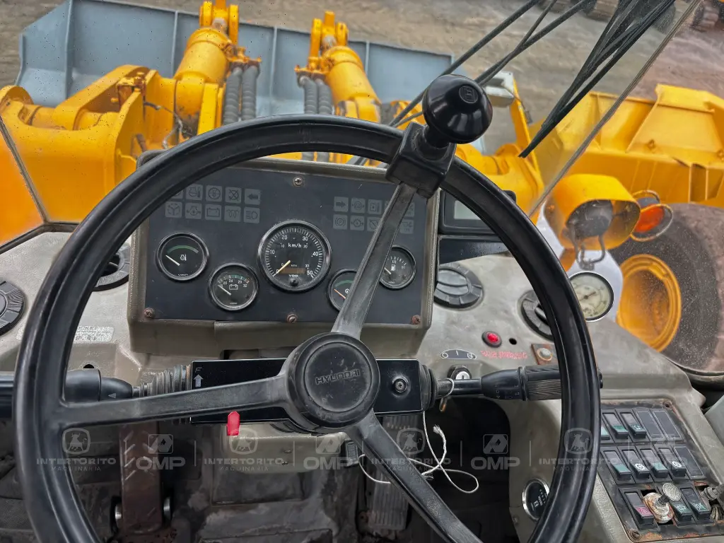 HYUNDAI HL780 - 3A (2).webp