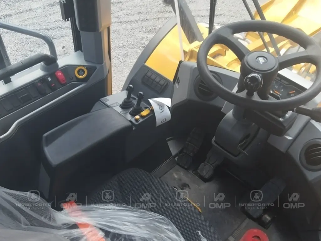 CAT 980 0448 (14).webp