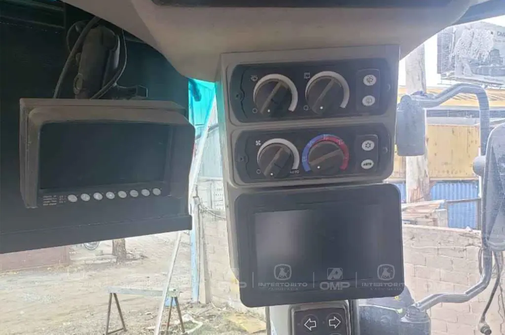 CAT 950M 0165 (18).webp