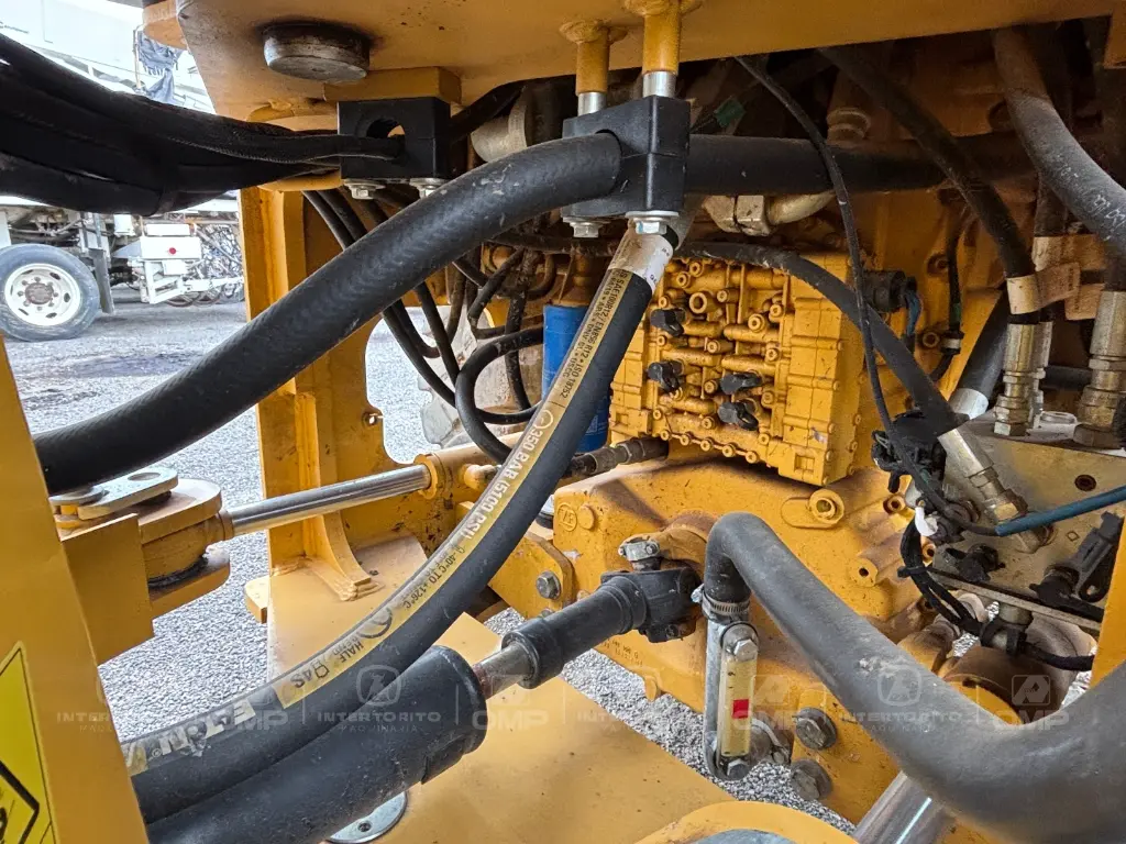 JOHN DEERE 444 0343 (12).webp