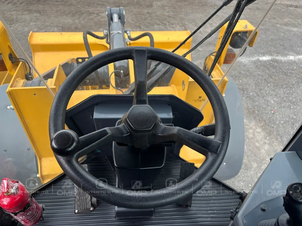 JOHN DEERE 444 0343 (10).webp