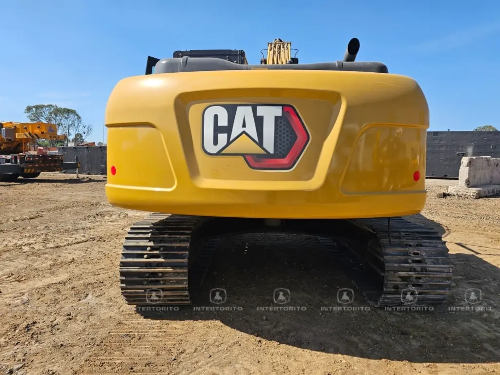 CAT 323D3 0614 (13).webp