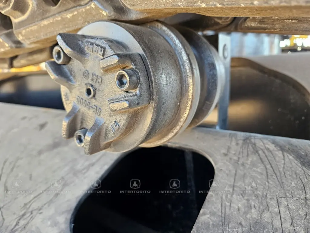 CAT 323D3 0614 (10).webp