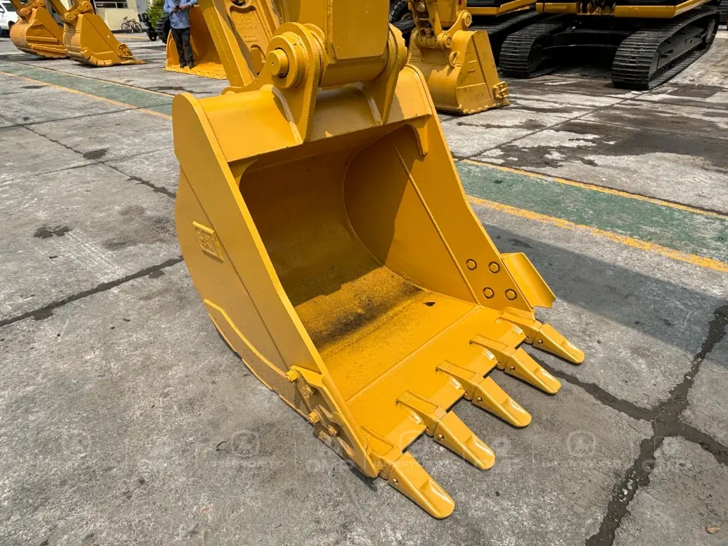 CAT 320GC 0184 (5).webp