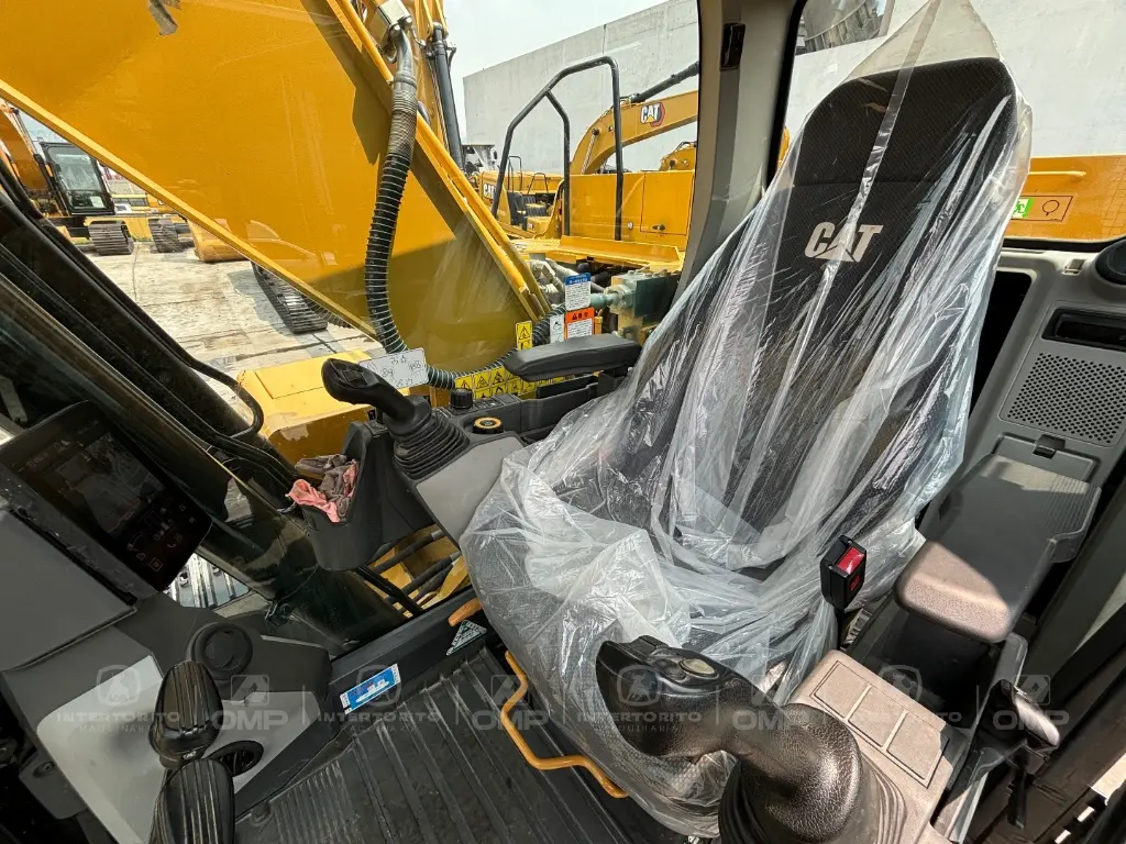 CAT 320GC 0184 (14).webp