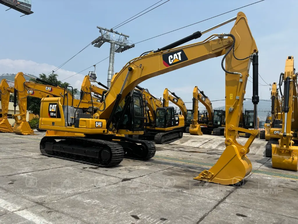 CAT 320GC 0184 (19).webp