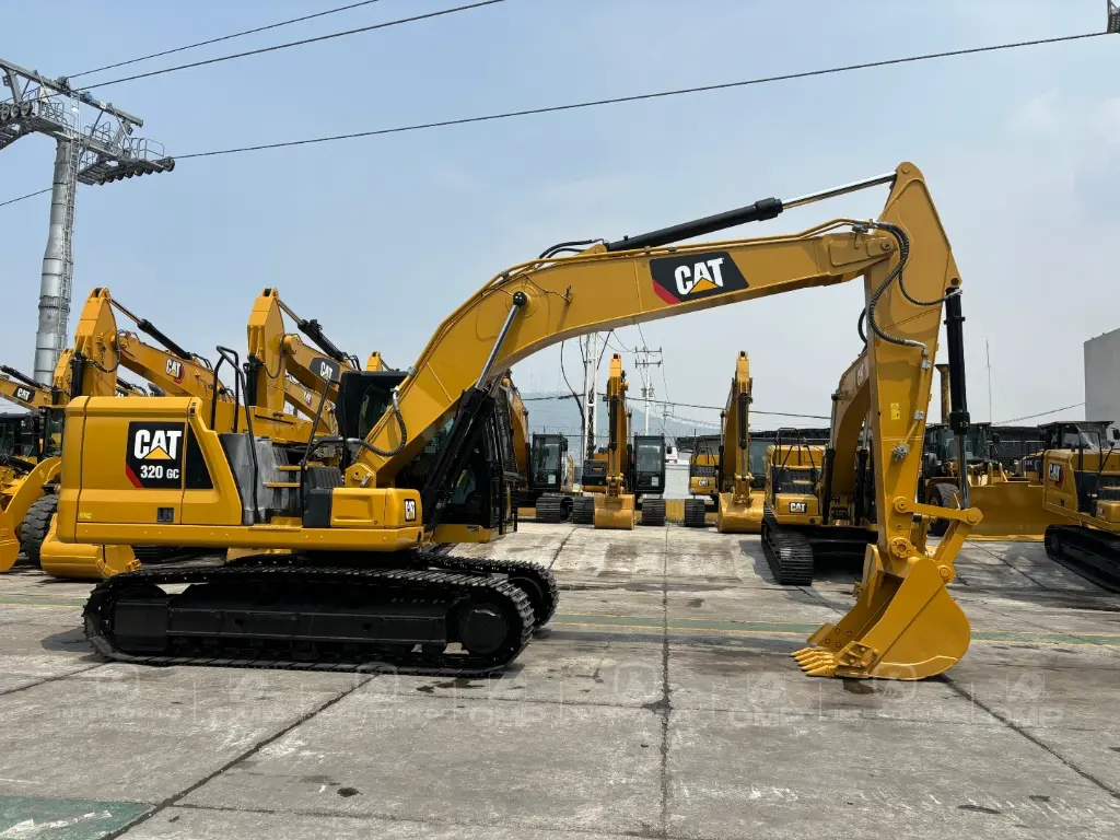 CAT 320GC 0184 (18).webp