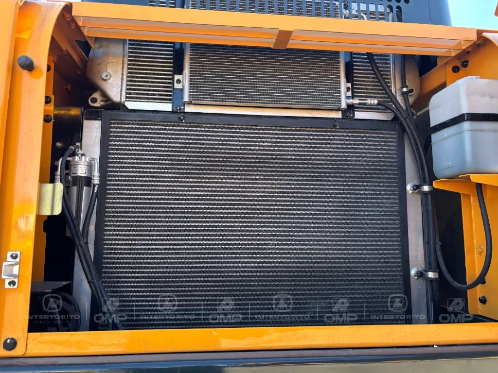 HYUNDAI R240L 0006 (16).webp