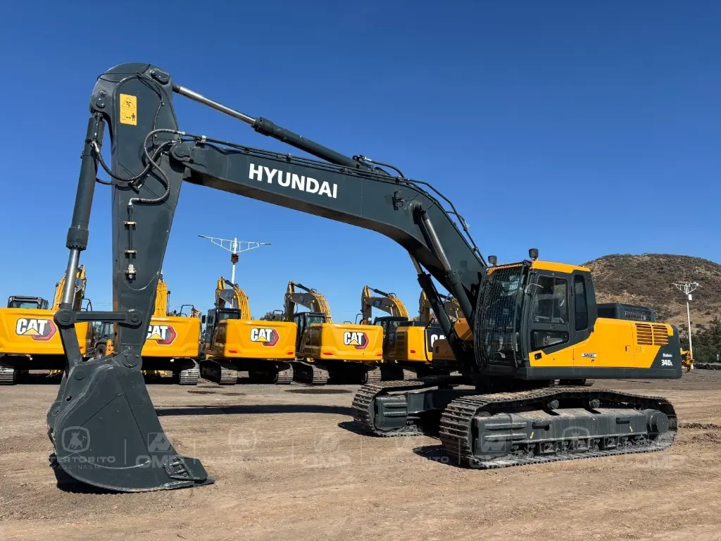 HYUNDAI R240L 0006 (1).webp