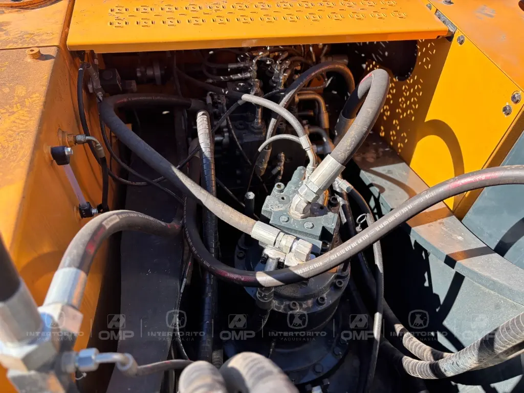 HYUNDAI R240L 0006 (19).webp