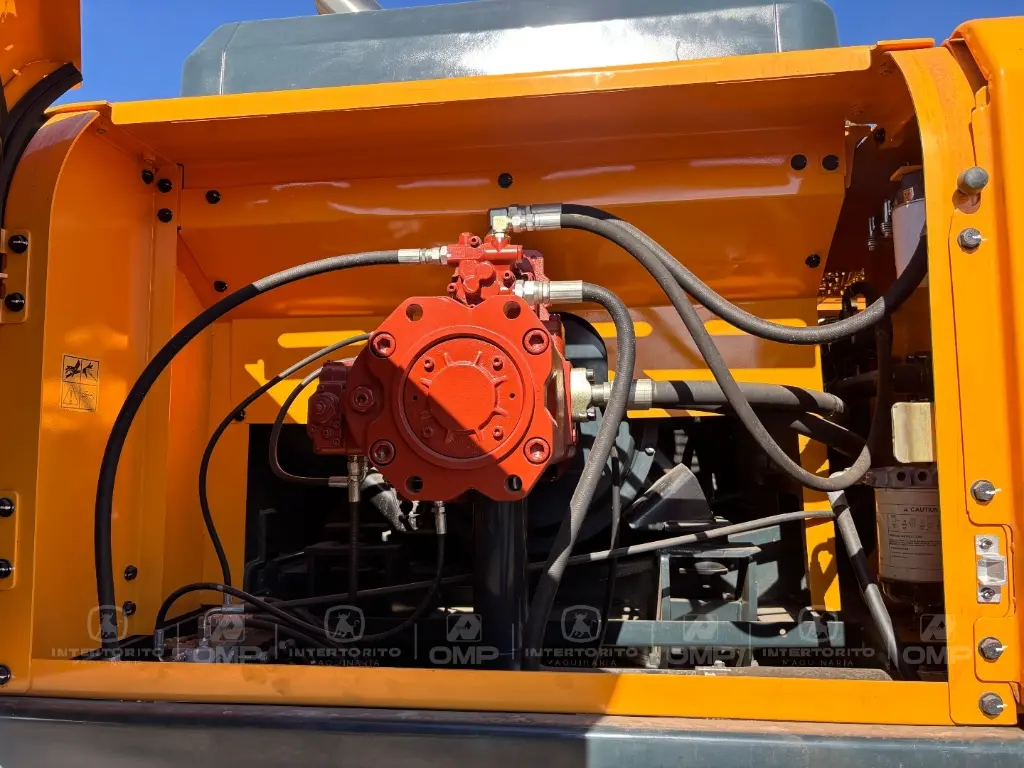 HYUNDAI R240L 0006 (15).webp