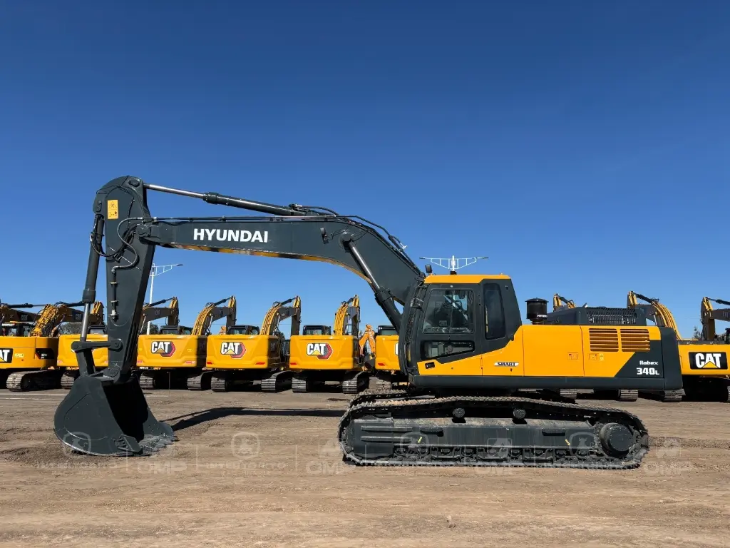 HYUNDAI R240L 0006 (2).webp