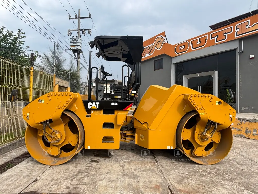 CAT CB64 0269 (1).webp