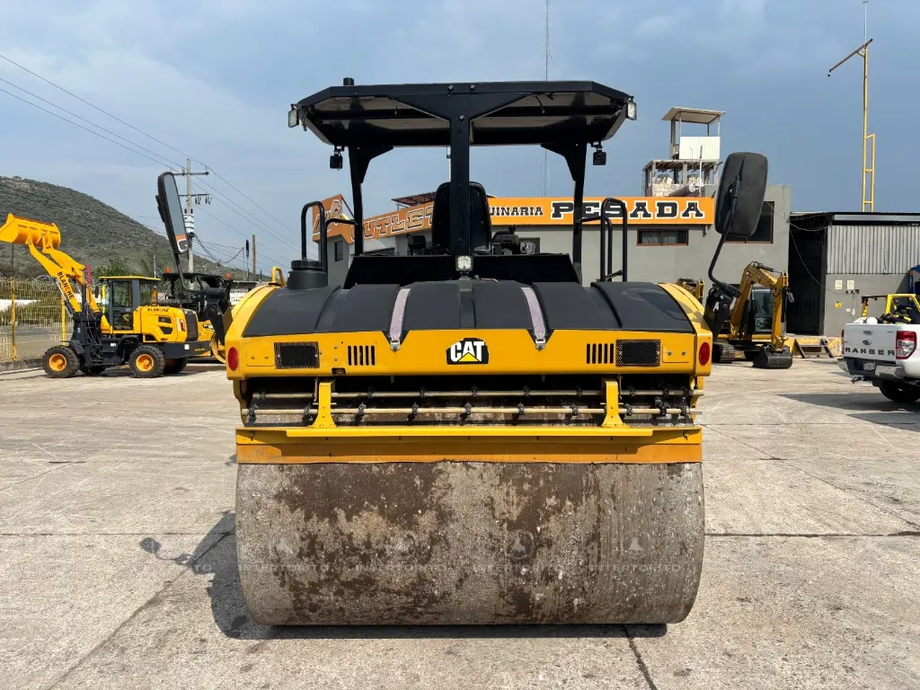 CAT CB64B 0102 (7).webp