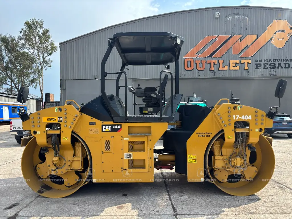 CAT CB64B 0102 (9).webp