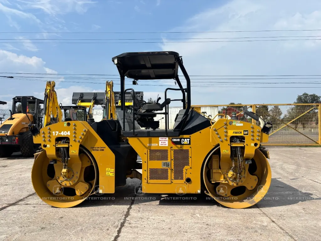 CAT CB64B 0102 (5).webp