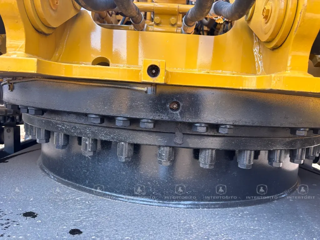 CAT 320GC 1969 (13).webp