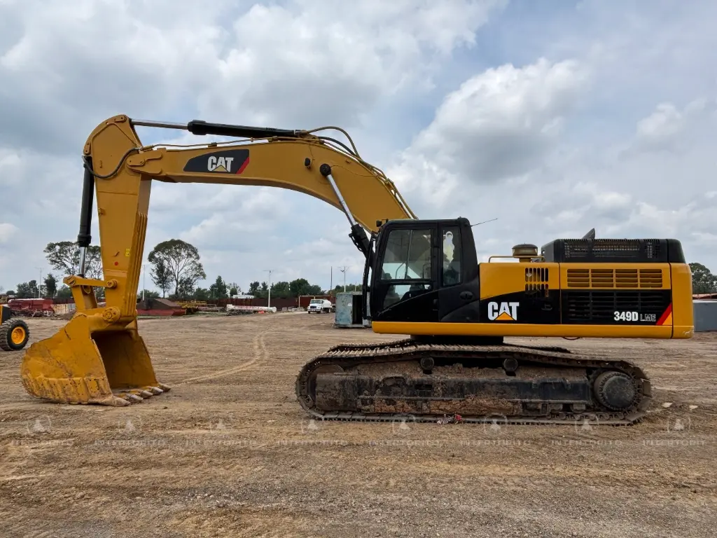 CAT 349DL 0638 (6).webp