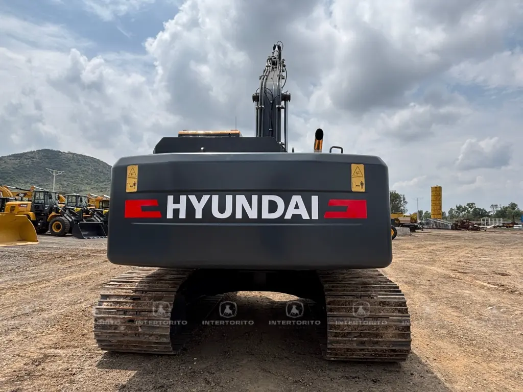 HYUNDAI R245 (6).webp