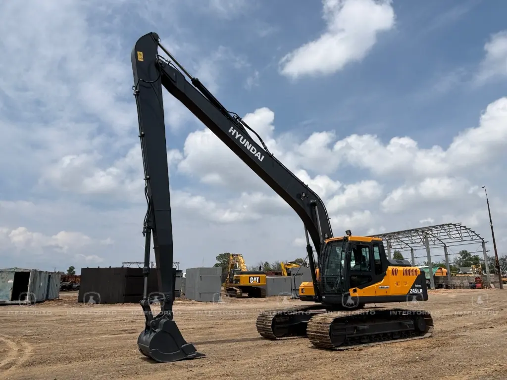 HYUNDAI R245 (9).webp