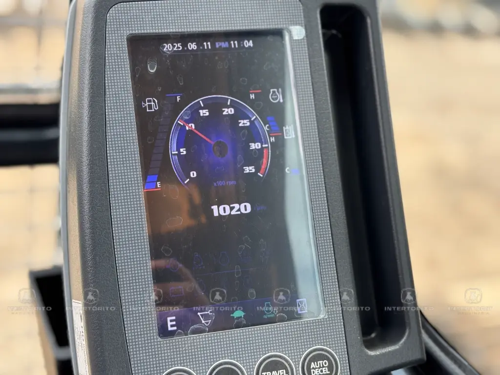 HYUNDAI R245 (23).webp