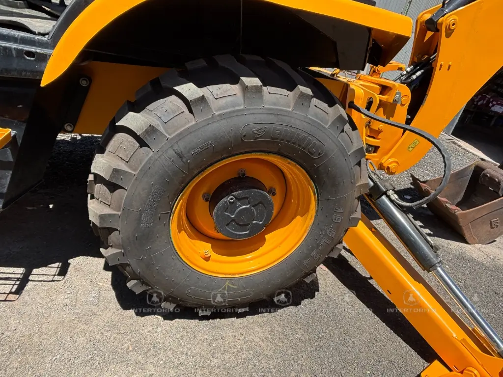 JCB 3CX 4708 (5).webp