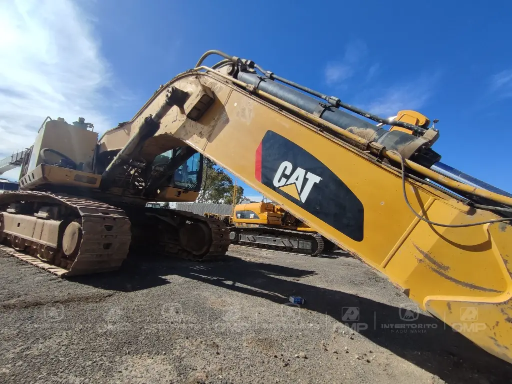 CAT 385CL 0438 (1).webp