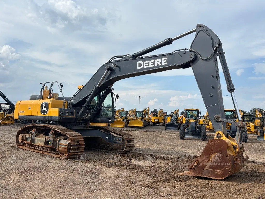 J DEERE 400E XL (9).webp