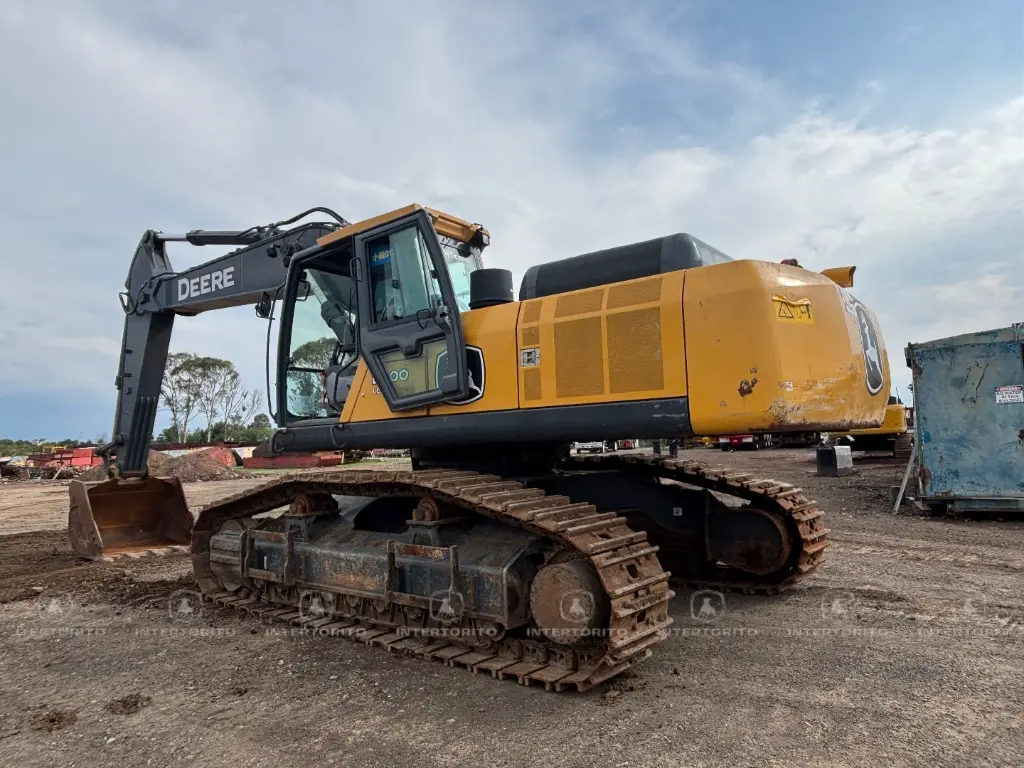 J DEERE 400E XL (5).webp