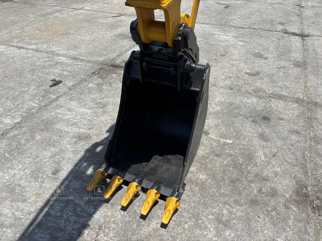 CAT 420F2 4887 (11).webp