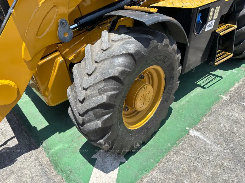 CAT 420F2 4887 (8).webp