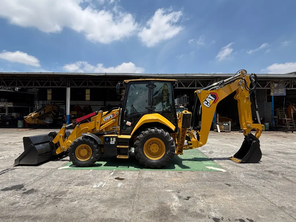CAT 420F2 4887 (5).webp