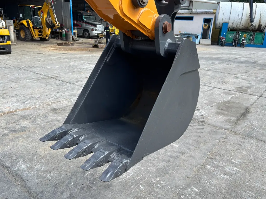 CASE 580SN 2855 (15).webp