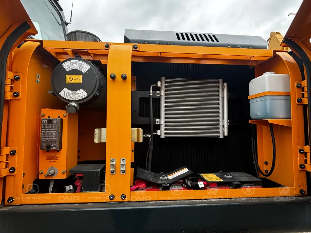 HYUNDAI R215L 7891 (8).webp