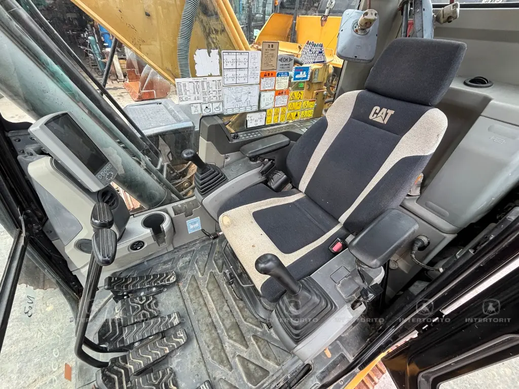 CAT 320E 0695 (17).webp