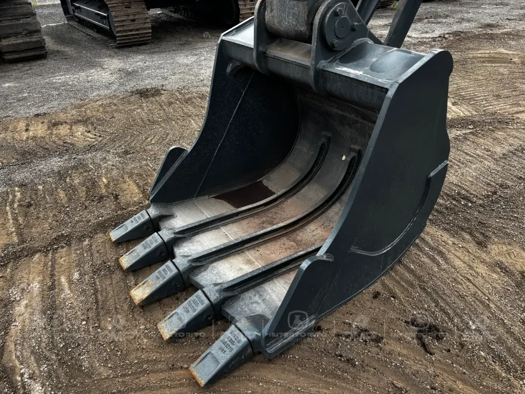 HYUNDAI R215L 7891 (17).webp