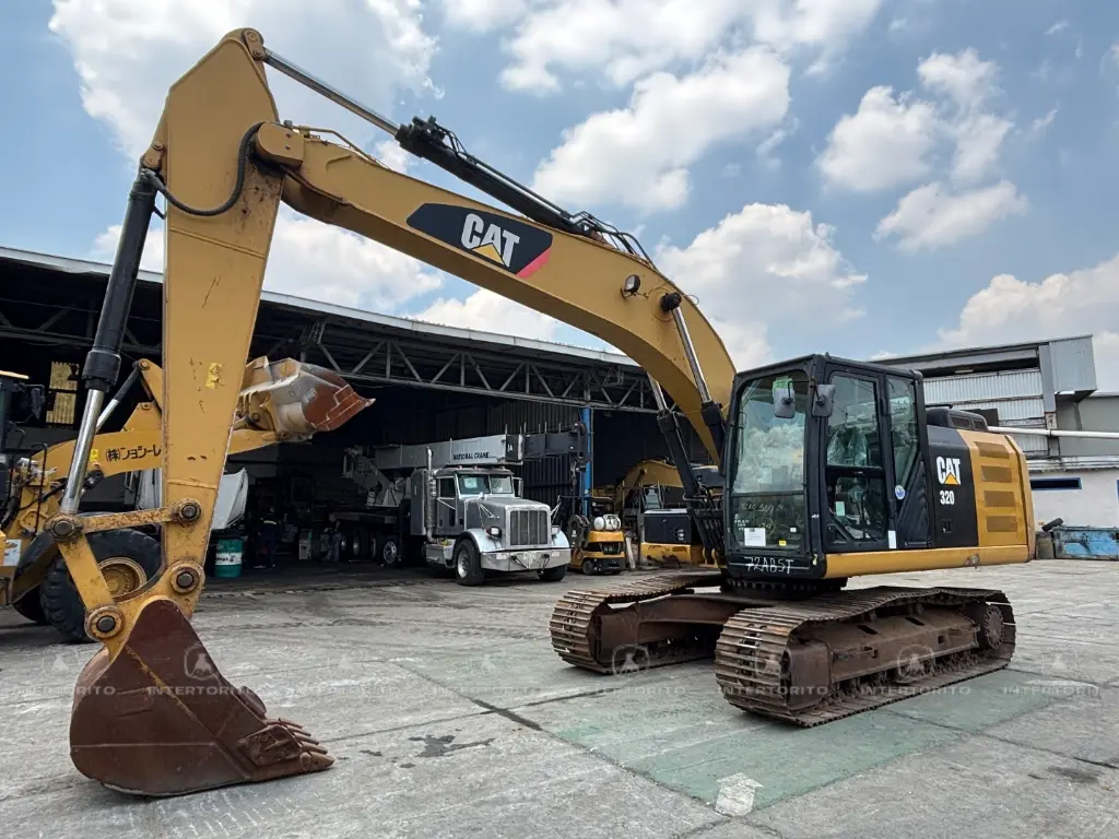 CAT320E 1191 (7).webp