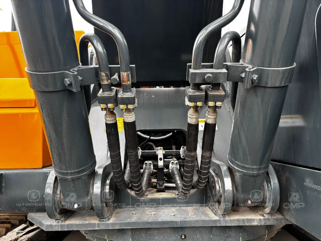 HYUNDAI R215L 7891 (15).webp