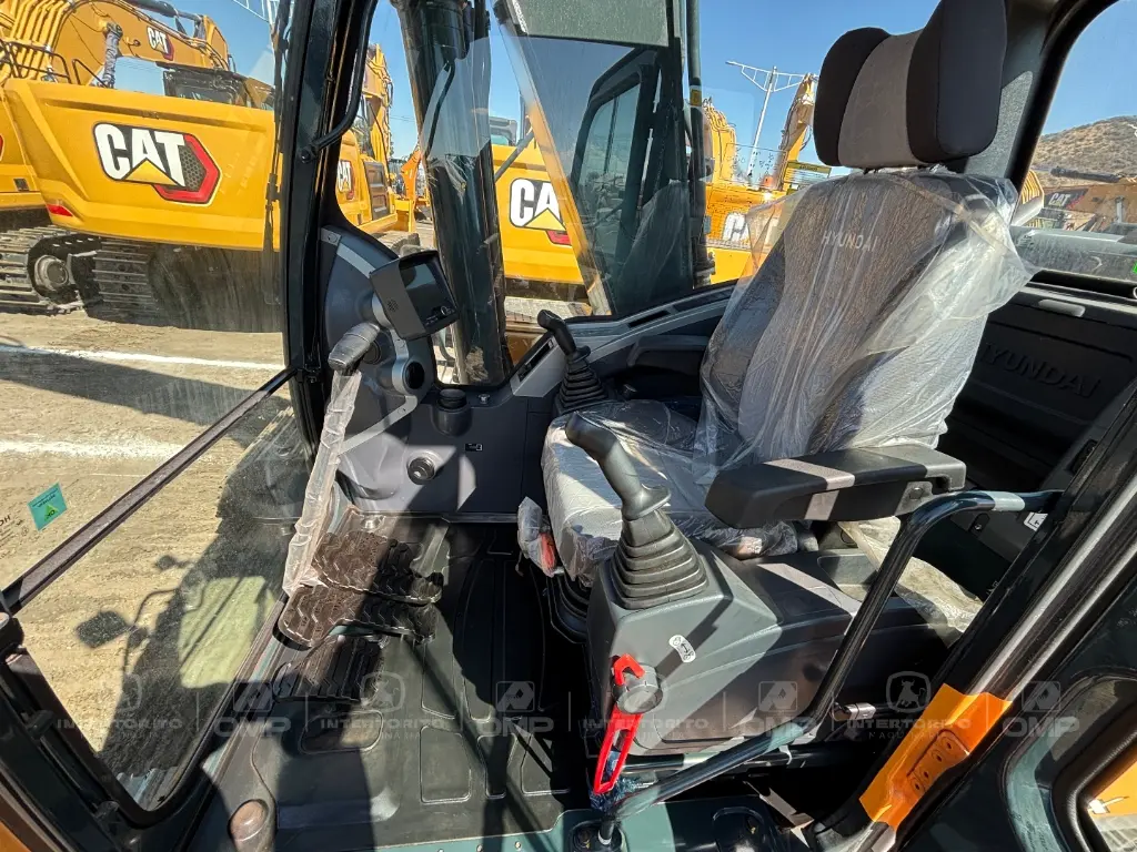 HYUNDAI R220L 8560 (21).webp