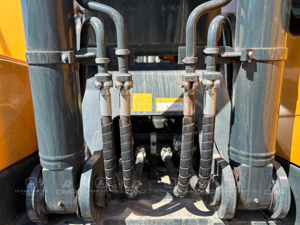 HYUNDAI R220L 8560 (16).webp